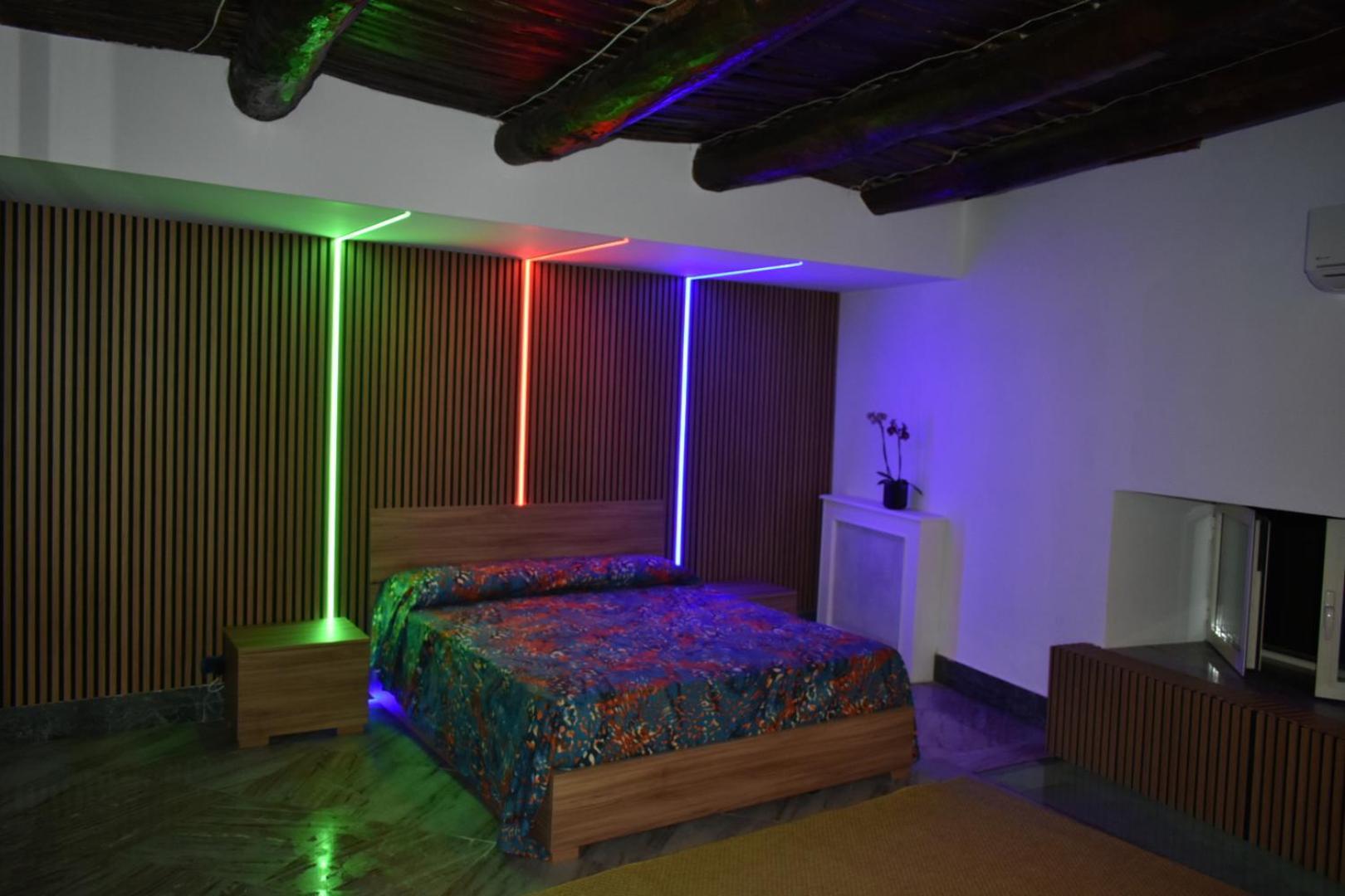 La Dimora Di Toto Hotel Наполи Екстериор снимка