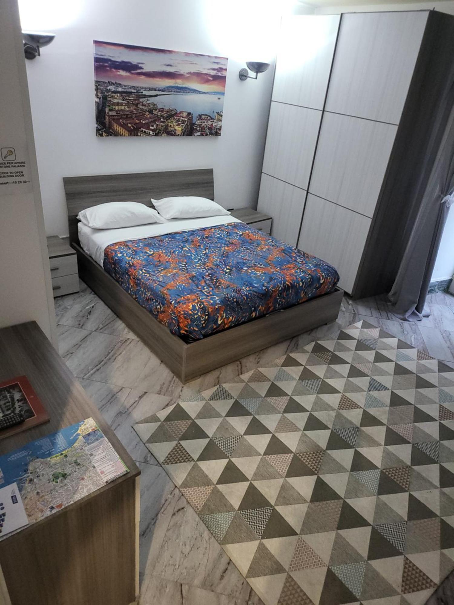 La Dimora Di Toto Hotel Наполи Екстериор снимка